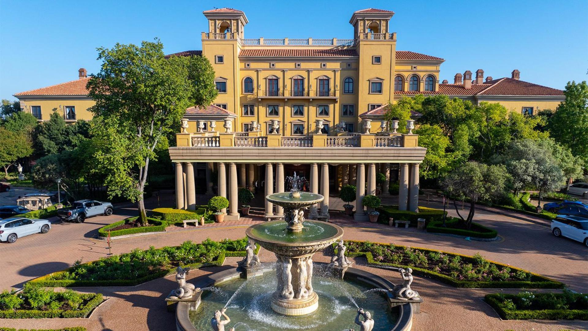 Palazzo Hotel Fourways Exterior foto The Mansion at Turtle Creek