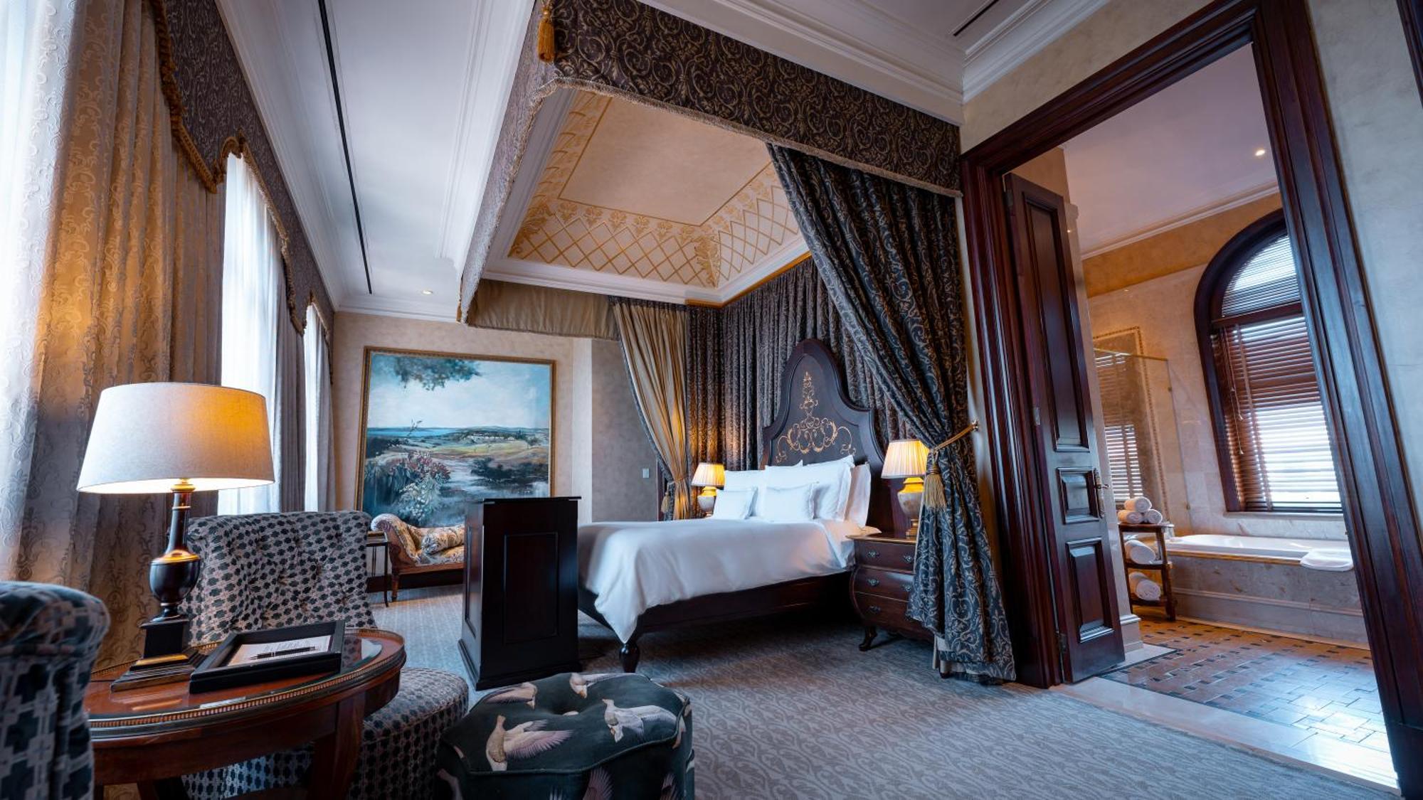 Palazzo Hotel Fourways Exterior foto A suite at the Mandarin Oriental, Paris